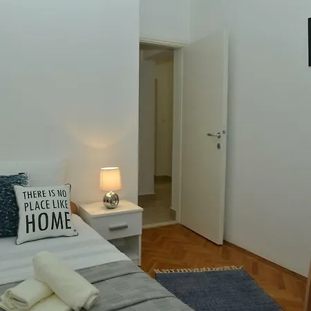 Apartman Trixy Apartamento *